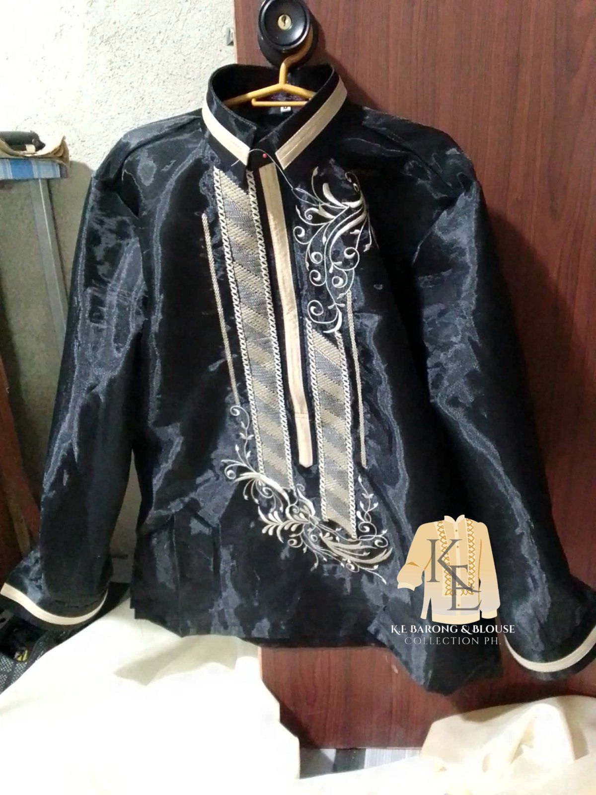 BARONG PINTAX